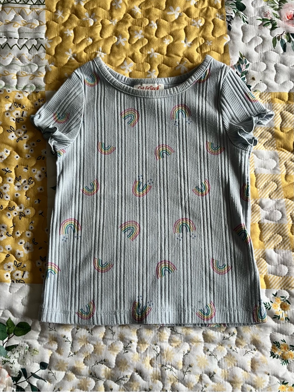 LIKE NEW 🌈 Cat & Jack Light Blue Ribbed Tee with Rainbow Print 18 months